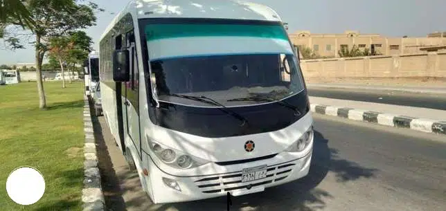 ميني باص ميتسوبيشي للايجار